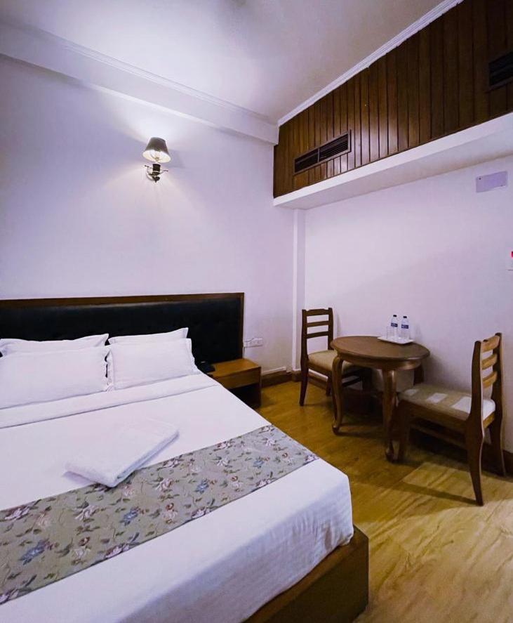 Hotel Tragopan Dimāpur Eksteriør bilde